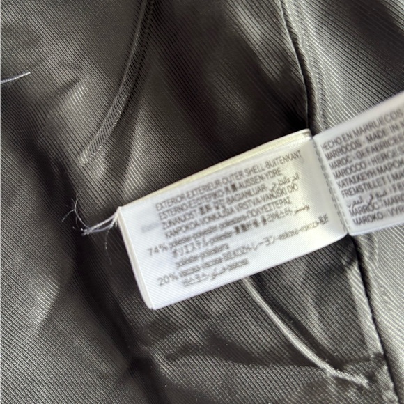 Zara Black Wrap Blazer with Gold Accent Buckle - Picture 6 of 6